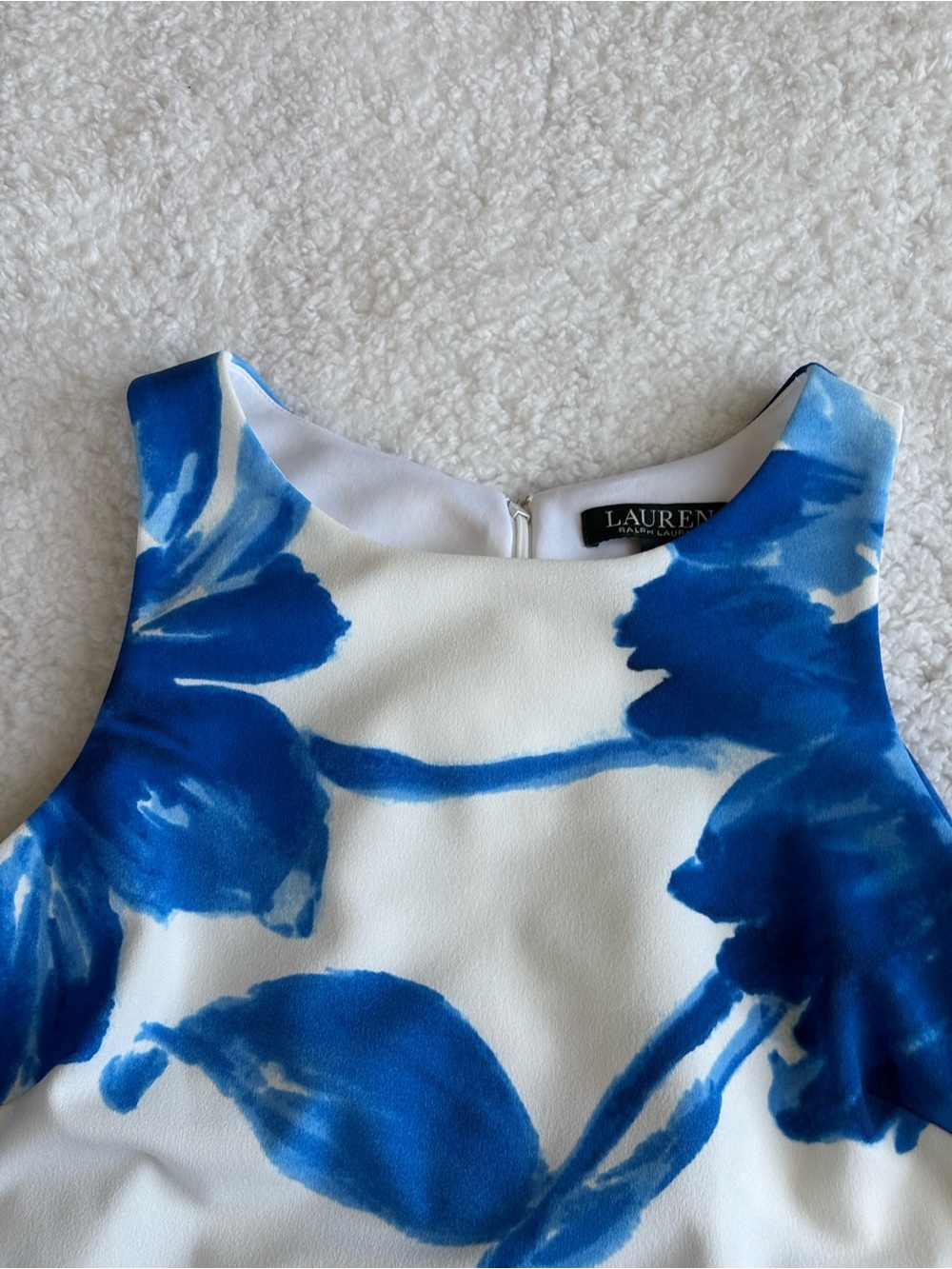 Lauren Ralph Lauren Blue Watercolor Floral Crepe Shift Dress - Size 8 - Picture 6 of 17